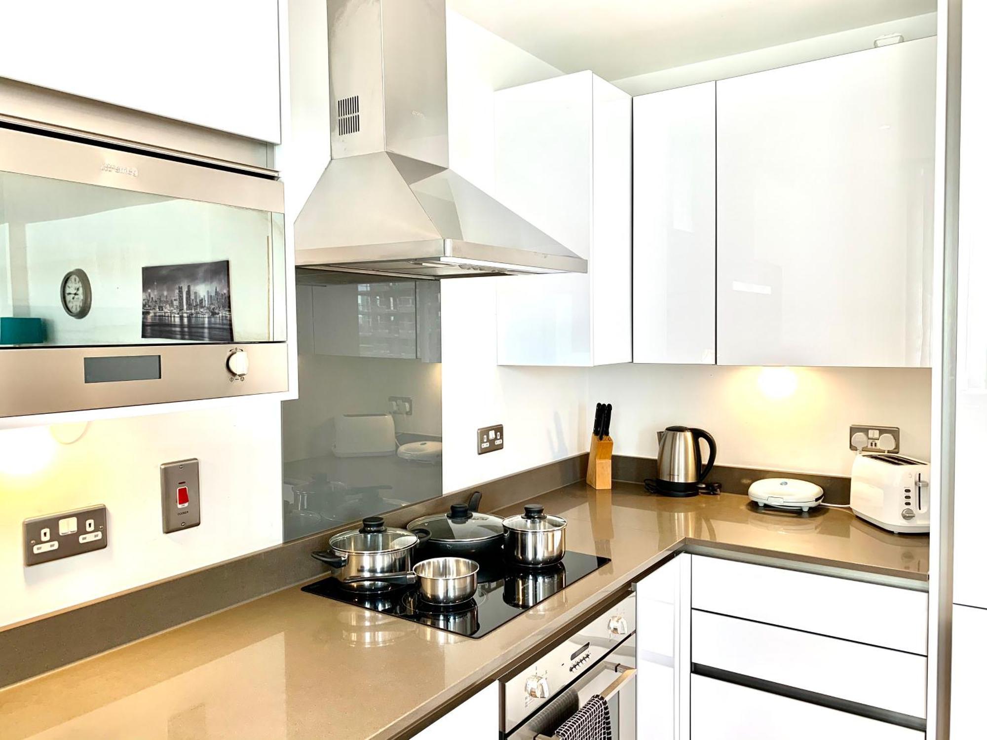 Modern London Excel 2 Bedrooms 2 Bathrooms, Parking, Kitchen, Lounge, Balcony Apartment Εξωτερικό φωτογραφία